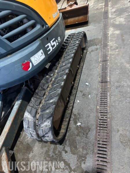 Miniexcavadora 2012 HYUNDAI ROBEX 35Z-9 4,1TONN MINIGRAVER. 2135TIMER NYE BELTER 2024. GRAVESKUFF. PLANERINGSKUFF.: foto 18 Miniexcavadora 2012 HYUNDAI ROBEX 35Z-9 4,1TONN MINIGRAVER. 2135TIMER NYE BELTER 2024. GRAVESKUFF. PLANERINGSKUFF.: foto 18