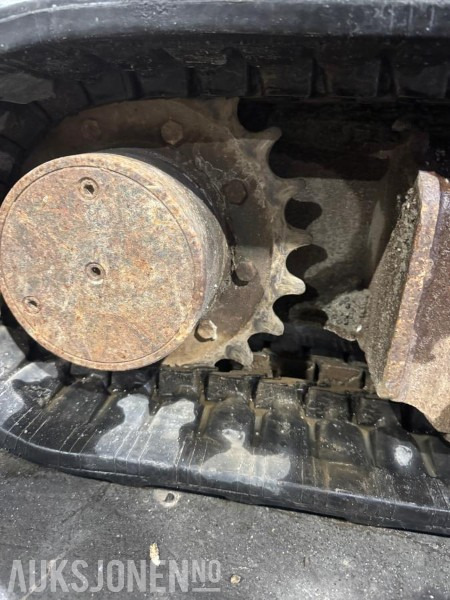 Miniexcavadora 2012 HYUNDAI ROBEX 35Z-9 4,1TONN MINIGRAVER. 2135TIMER NYE BELTER 2024. GRAVESKUFF. PLANERINGSKUFF.: foto 13 Miniexcavadora 2012 HYUNDAI ROBEX 35Z-9 4,1TONN MINIGRAVER. 2135TIMER NYE BELTER 2024. GRAVESKUFF. PLANERINGSKUFF.: foto 13