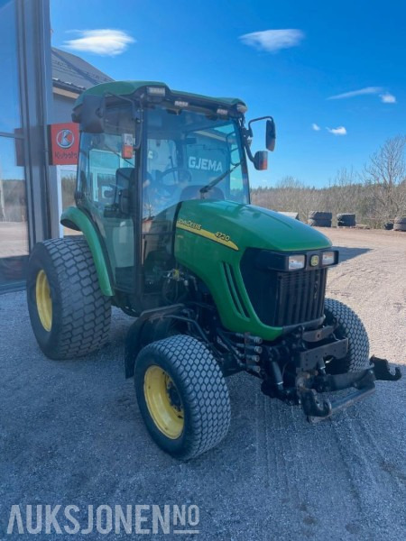 2012 John Deere 4720 traktor / 3.892 timer / Bakrutepusser / - Tractor: foto 3 2012 John Deere 4720 traktor / 3.892 timer / Bakrutepusser / - Tractor: foto 3