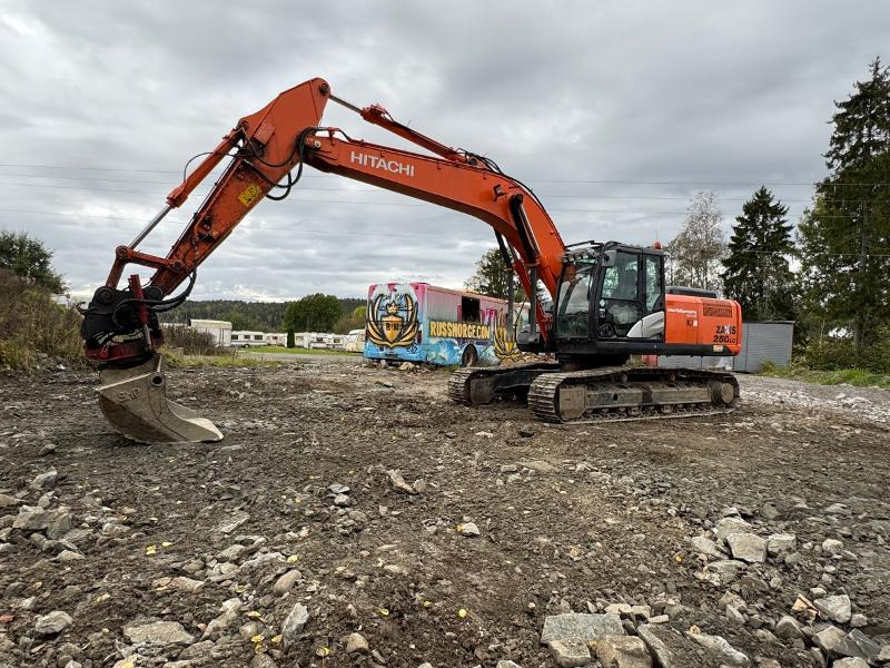 2013 Hitachi ZX250LC-5B,Servicehistorikk, Tiltrotator,sorterings-/rivningsklype,pigghammer, 3 skuffer - Excavadora: foto 2 2013 Hitachi ZX250LC-5B,Servicehistorikk, Tiltrotator,sorterings-/rivningsklype,pigghammer, 3 skuffer - Excavadora: foto 2