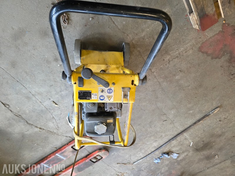 2013 Wacker Neuson Saw BFS 735A asfalt skjærer - Equipo de construcción: foto 5 2013 Wacker Neuson Saw BFS 735A asfalt skjærer - Equipo de construcción: foto 5