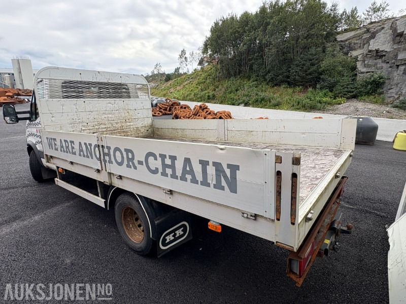 2014 Iveco Daily planbil - KUN 67 099 km! - Camión caja abierta: foto 4 2014 Iveco Daily planbil - KUN 67 099 km! - Camión caja abierta: foto 4