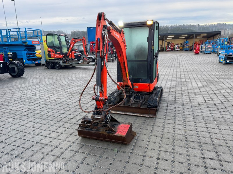 2014 Kubota KX019-4 minigraver - 4225 timer - Miniexcavadora: foto 2 2014 Kubota KX019-4 minigraver - 4225 timer - Miniexcavadora: foto 2