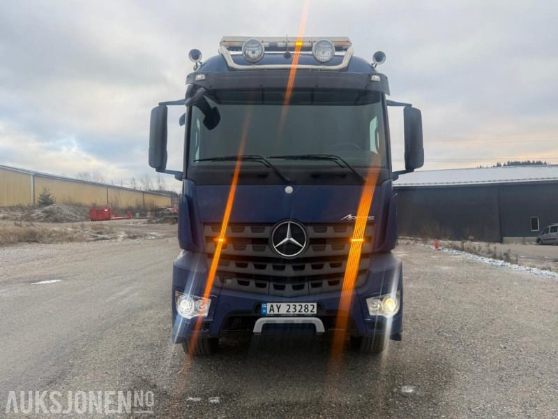 2014 Mercedes-Benz Arocs KROKBIL M/DUMPERKASSE EURO 6 SERVICEHISTORIKK NYLIG EU-GODKJENT 510HK - Camión multibasculante: foto 4 2014 Mercedes-Benz Arocs KROKBIL M/DUMPERKASSE EURO 6 SERVICEHISTORIKK NYLIG EU-GODKJENT 510HK - Camión multibasculante: foto 4