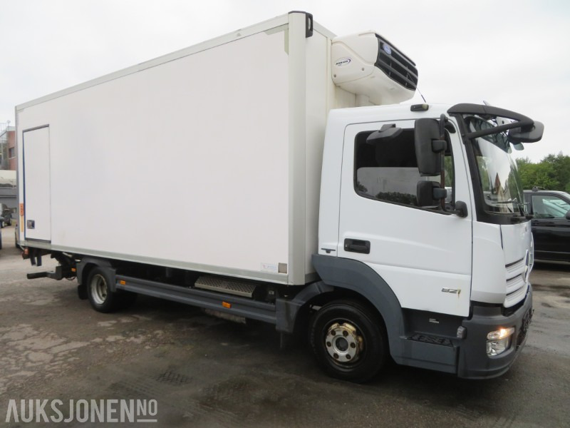 Camión caja cerrada 2014 Mercedes-Benz Atego - Kjølebil med Carrier Xarios 600 og Lamberet skap: foto 1