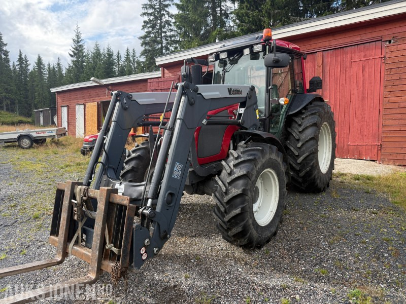 2014 Valtra A93 H - Laster - Pallegaffel - 1580t - MVA FRI!! - Tractor: foto 1 2014 Valtra A93 H - Laster - Pallegaffel - 1580t - MVA FRI!! - Tractor: foto 1