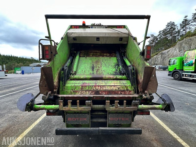 2016 Scania P320 Komprimatorbil - 2 kammer Inkl. biokammer/MTM påbygg/EU ok, 288978km - Camión de basura: foto 4 2016 Scania P320 Komprimatorbil - 2 kammer Inkl. biokammer/MTM påbygg/EU ok, 288978km - Camión de basura: foto 4