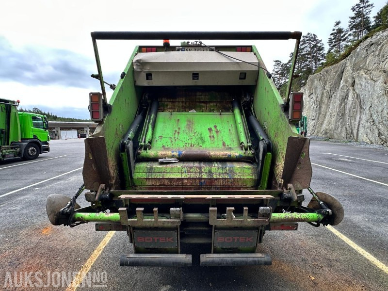 2016 Scania P320 Komprimatorbil - NY EU/2 kammer Inkl. biokammer/MTM påbygg, 277256km - Camión de basura: foto 4 2016 Scania P320 Komprimatorbil - NY EU/2 kammer Inkl. biokammer/MTM påbygg, 277256km - Camión de basura: foto 4