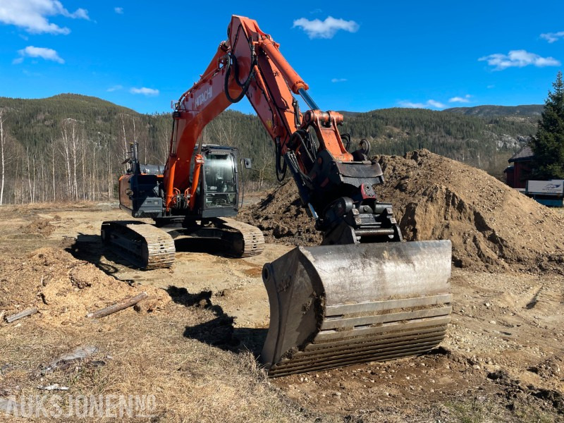 2018 Hitachi ZX210 LC-6/Leica GPS/Kamera/LED/Oil Quick - Excavadora: foto 2 2018 Hitachi ZX210 LC-6/Leica GPS/Kamera/LED/Oil Quick - Excavadora: foto 2