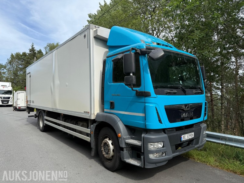 2018 MAN TGM 250, baklem, Elektrisk jekketralle, 250hk, Cruisekontroll, Ryggekamera - Camión caja cerrada: foto 3 2018 MAN TGM 250, baklem, Elektrisk jekketralle, 250hk, Cruisekontroll, Ryggekamera - Camión caja cerrada: foto 3