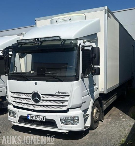 2018 Mercedes-Benz ATEGO 20 paller - Camión caja cerrada: foto 5 2018 Mercedes-Benz ATEGO 20 paller - Camión caja cerrada: foto 5