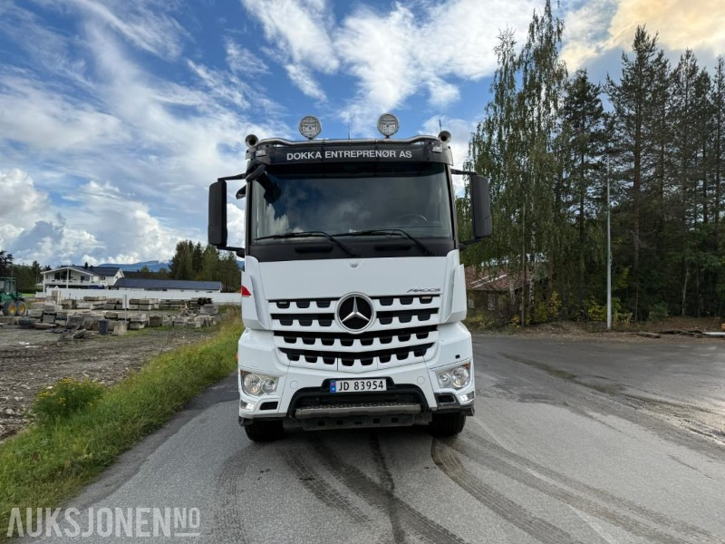 2018 Mercedes-Benz Arocs 2658 Euro 6 - Camión volquete: foto 2 2018 Mercedes-Benz Arocs 2658 Euro 6 - Camión volquete: foto 2