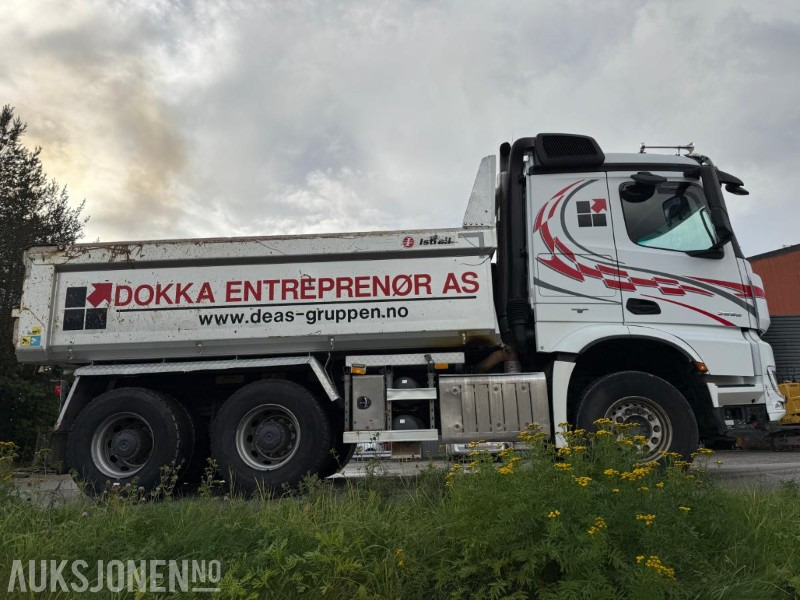 2018 Mercedes-Benz Arocs 2658 Euro 6 - Camión volquete: foto 4 2018 Mercedes-Benz Arocs 2658 Euro 6 - Camión volquete: foto 4