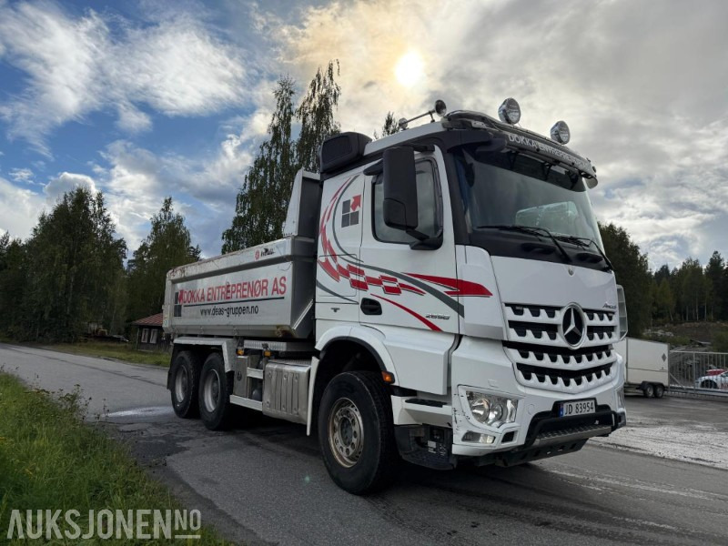 2018 Mercedes-Benz Arocs 2658 Euro 6 - Camión volquete: foto 3 2018 Mercedes-Benz Arocs 2658 Euro 6 - Camión volquete: foto 3