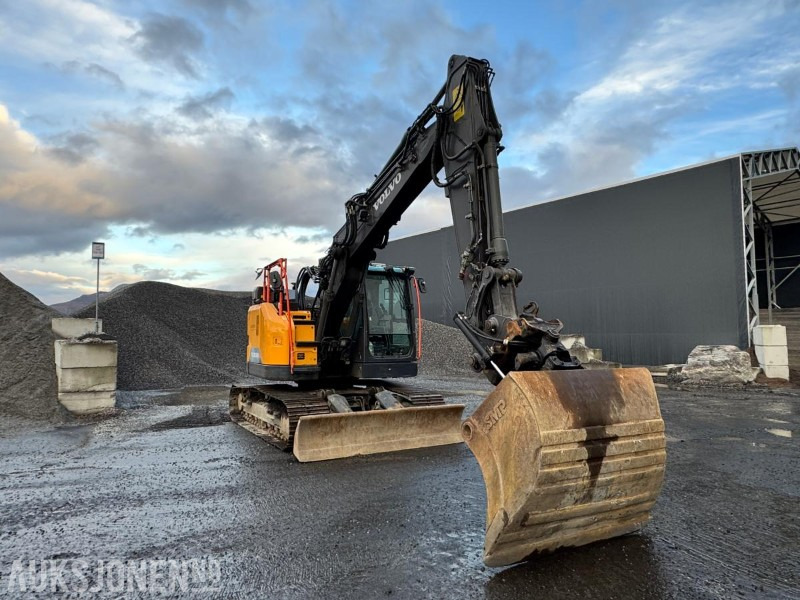 2018 Volvo ECR145EL - 16,5 tonns gravemaskin - Knekkbom - Leica GPS - Sentralsmøring - Bunkringspumpe - 2 skuffer - Sertifiseres før salg - Excavadora: foto 3 2018 Volvo ECR145EL - 16,5 tonns gravemaskin - Knekkbom - Leica GPS - Sentralsmøring - Bunkringspumpe - 2 skuffer - Sertifiseres før salg - Excavadora: foto 3