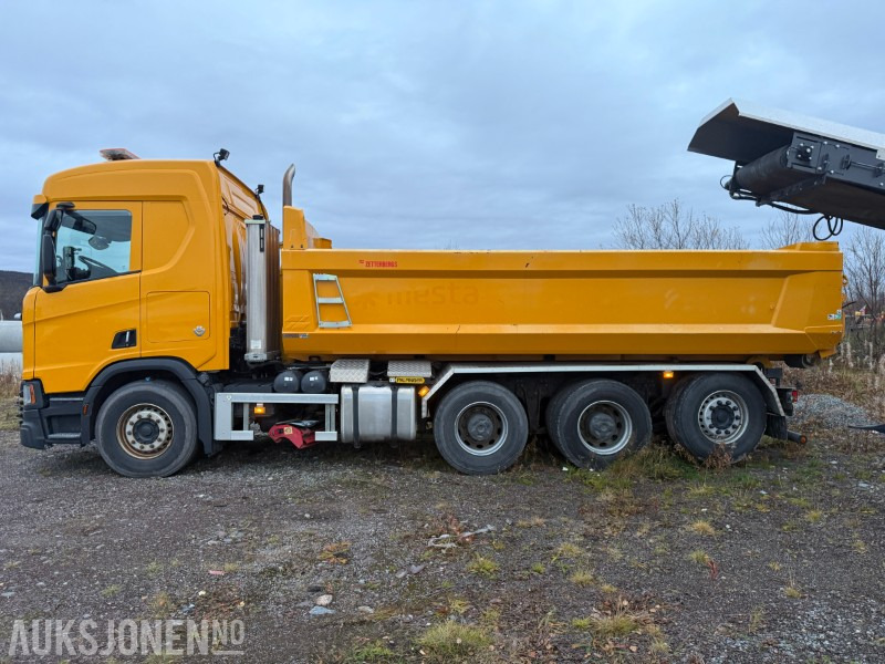 2019 Scania R580 8x4 - Krokbil - Brøyterigget - Underliggende skjær - Camión multibasculante: foto 5 2019 Scania R580 8x4 - Krokbil - Brøyterigget - Underliggende skjær - Camión multibasculante: foto 5