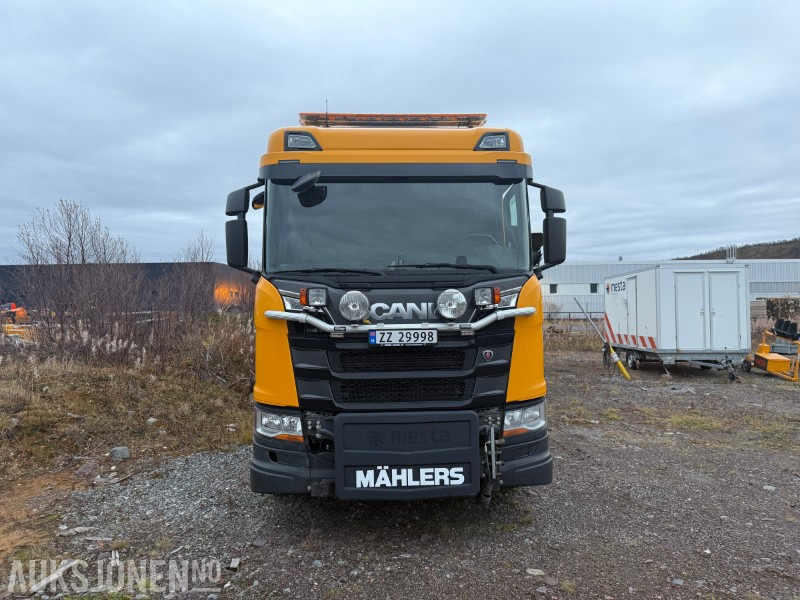 2019 Scania R580 8x4 - Krokbil - Brøyterigget - Underliggende skjær - Camión multibasculante: foto 2 2019 Scania R580 8x4 - Krokbil - Brøyterigget - Underliggende skjær - Camión multibasculante: foto 2