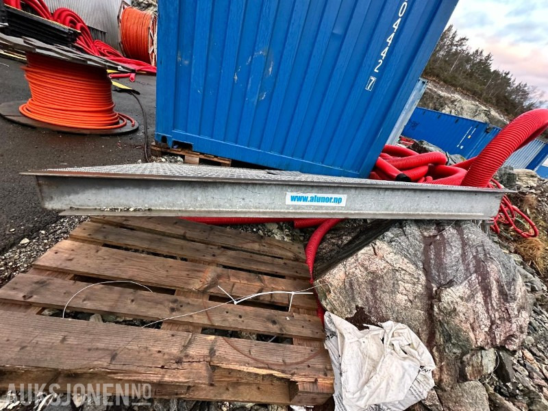 2020 Lintec container-rampe, kap 6000 kg - Equipo de construcción: foto 3 2020 Lintec container-rampe, kap 6000 kg - Equipo de construcción: foto 3