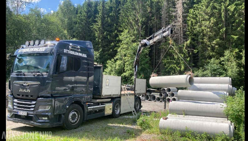 2021 MAN TGX krokbil med dumperkasse og kranflak. 8X4 EURO 6 - Camión multibasculante: foto 1 2021 MAN TGX krokbil med dumperkasse og kranflak. 8X4 EURO 6 - Camión multibasculante: foto 1