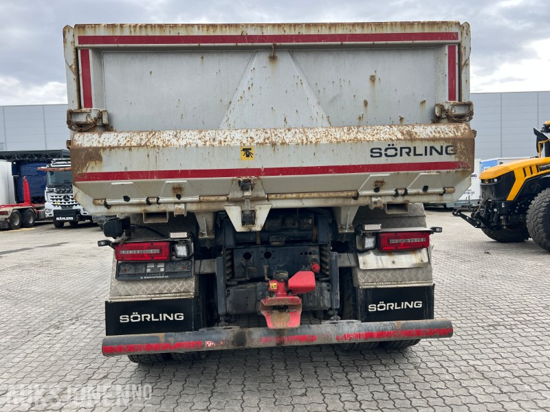 2022 MAN TGX 33.580 6x4 m/Sørling dumperkasse - Camión volquete: foto 4 2022 MAN TGX 33.580 6x4 m/Sørling dumperkasse - Camión volquete: foto 4