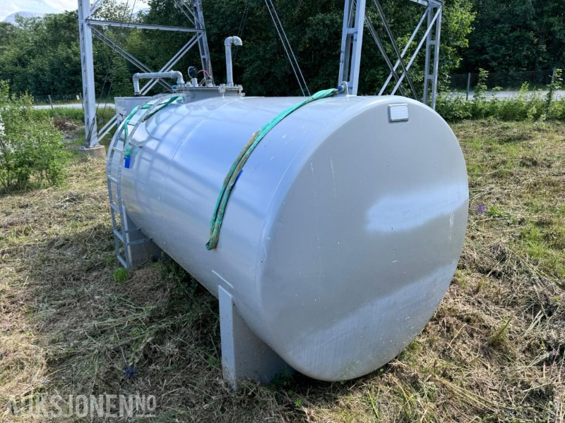 2022 Veratank 10.000 Liter - Dieseltank - Ståltank med dobbelvegg - HDM 80 eco Box - Piusi slangetrommel 10 m slange - OCIO Overfyllingsvern - Equipo de construcción: foto 4 2022 Veratank 10.000 Liter - Dieseltank - Ståltank med dobbelvegg - HDM 80 eco Box - Piusi slangetrommel 10 m slange - OCIO Overfyllingsvern - Equipo de construcción: foto 4