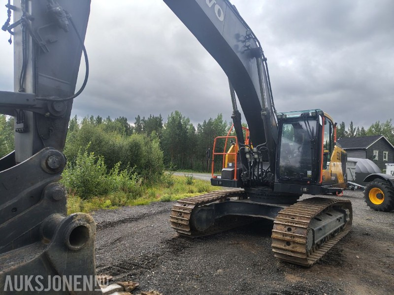 2022 Volvo Ec 350 gravemaskin med webast tansskuffe og pigghammer - Excavadora: foto 2 2022 Volvo Ec 350 gravemaskin med webast tansskuffe og pigghammer - Excavadora: foto 2