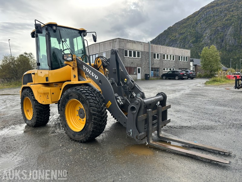 2024 Volvo L35GT HJULLASTER MED PALLEGAFFLER - 256 TIMER - Cargadora de ruedas: foto 2 2024 Volvo L35GT HJULLASTER MED PALLEGAFFLER - 256 TIMER - Cargadora de ruedas: foto 2