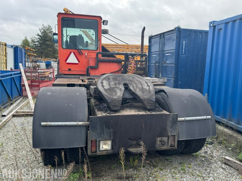 BOLLNAS 304T terminaltraktor / Rep.objekt - Equipo de construcción: foto 3 BOLLNAS 304T terminaltraktor / Rep.objekt - Equipo de construcción: foto 3