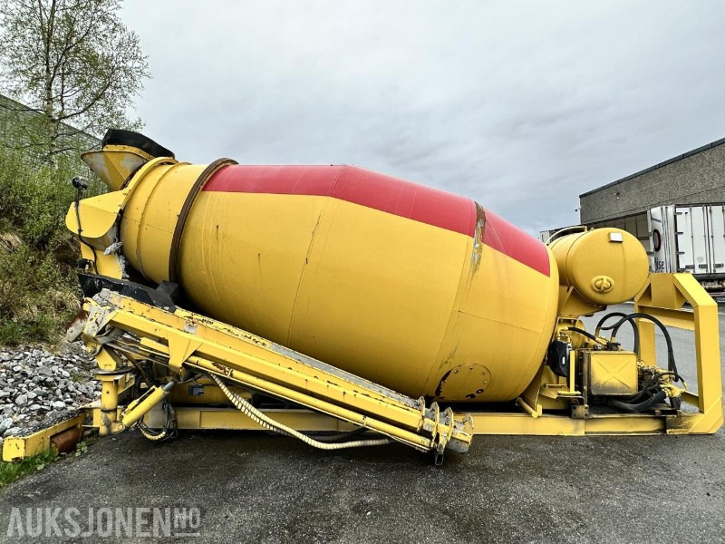 2011 MSM 9M betongtrommel på krokramme - 9 m hydraulisk renne - Camión: foto 4 2011 MSM 9M betongtrommel på krokramme - 9 m hydraulisk renne - Camión: foto 4