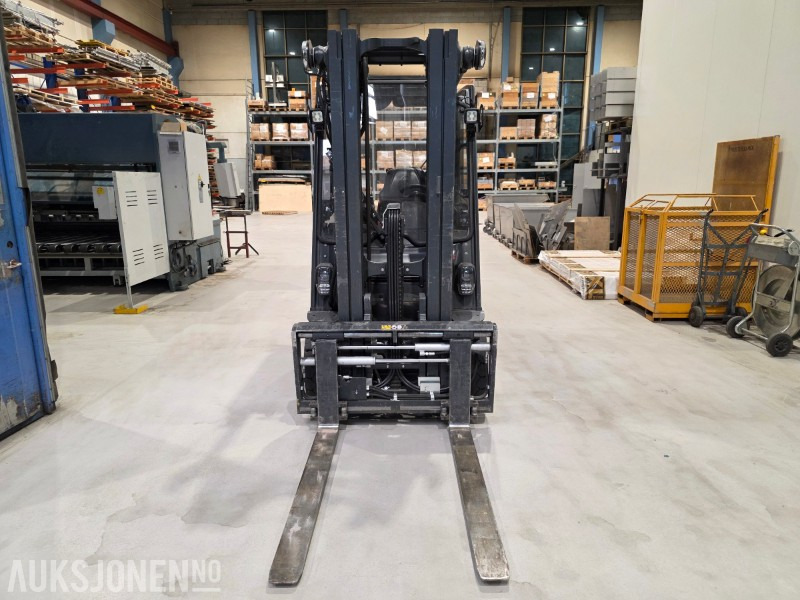 2022 Linde E25-387 truck - Equipo de manutención: foto 2 2022 Linde E25-387 truck - Equipo de manutención: foto 2