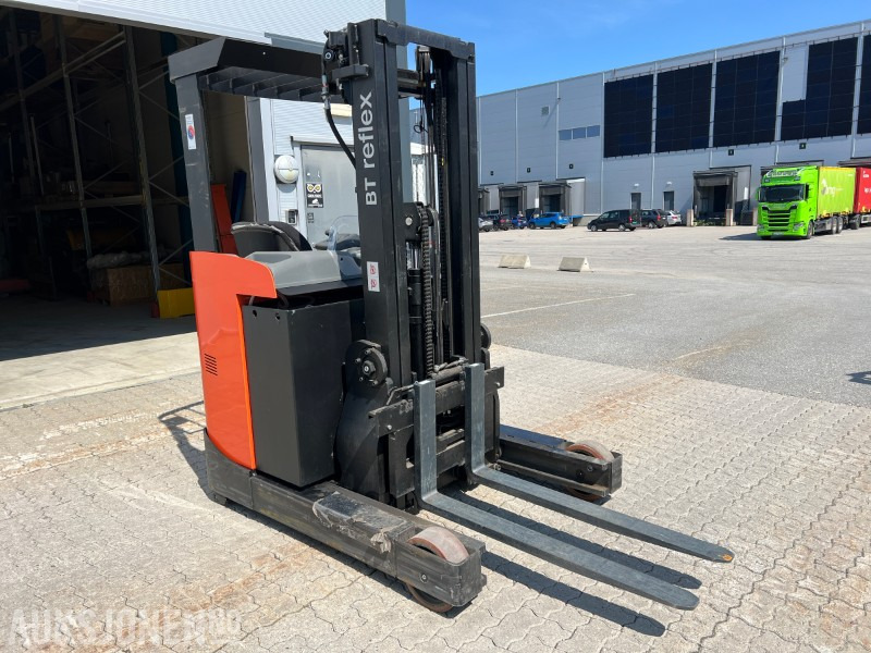 Skyvemasstruck BT RRE140 B m/lader - Equipo de manutención: foto 5 Skyvemasstruck BT RRE140 B m/lader - Equipo de manutención: foto 5