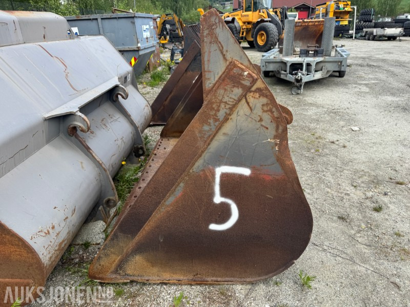 Gjerstad skuffe til hjullastermed BM feste - Cargadora de ruedas: foto 2 Gjerstad skuffe til hjullastermed BM feste - Cargadora de ruedas: foto 2