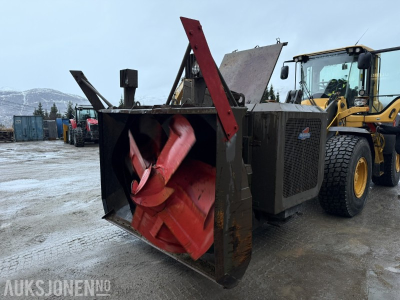 1985 ØVERAASEN TWIN SPIN UPV 150 410 S SNØFRESER - SCANIA V8 - BM Feste - Implemento para Maquinaria de construcción: foto 1 1985 ØVERAASEN TWIN SPIN UPV 150 410 S SNØFRESER - SCANIA V8 - BM Feste - Implemento para Maquinaria de construcción: foto 1