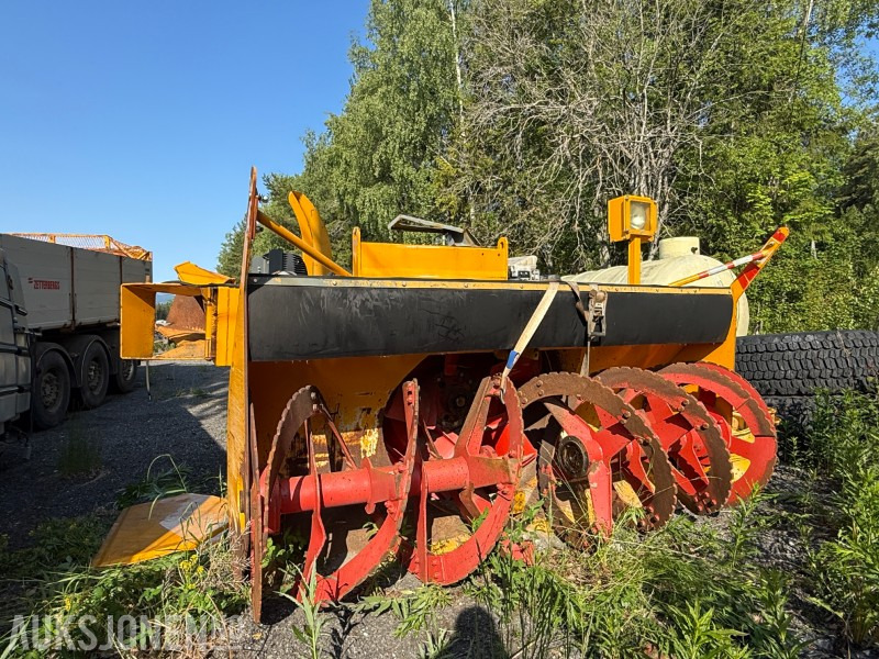 2007 Øveraasen UTV 300 - Delefres - Implemento para Maquinaria de construcción: foto 3 2007 Øveraasen UTV 300 - Delefres - Implemento para Maquinaria de construcción: foto 3