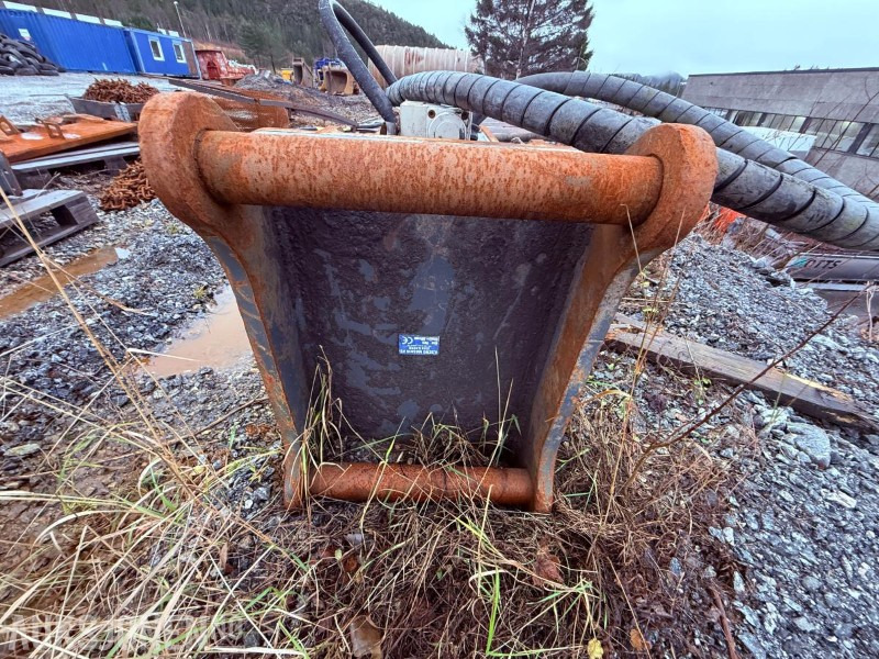 2016 Daemo B250 Montabert Pigghammer 3250 m/S60 hurtigfeste - Rep objekt - Implemento para Maquinaria de construcción: foto 2 2016 Daemo B250 Montabert Pigghammer 3250 m/S60 hurtigfeste - Rep objekt - Implemento para Maquinaria de construcción: foto 2