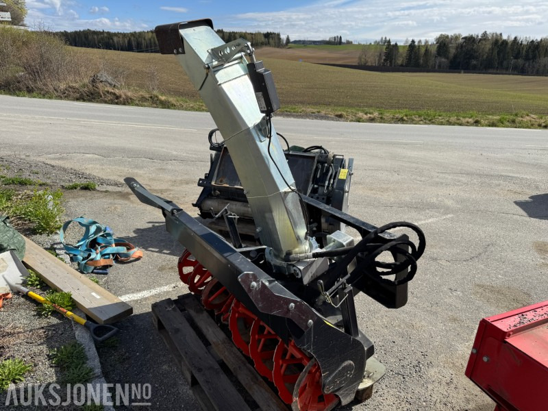 2022 Bobcat Snøfreser og strøkasse - Implemento para Maquinaria de construcción: foto 1 2022 Bobcat Snøfreser og strøkasse - Implemento para Maquinaria de construcción: foto 1