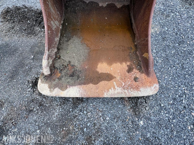 Graveskuffe med flat kjeft - S60 feste - Implemento para Maquinaria de construcción: foto 3 Graveskuffe med flat kjeft - S60 feste - Implemento para Maquinaria de construcción: foto 3