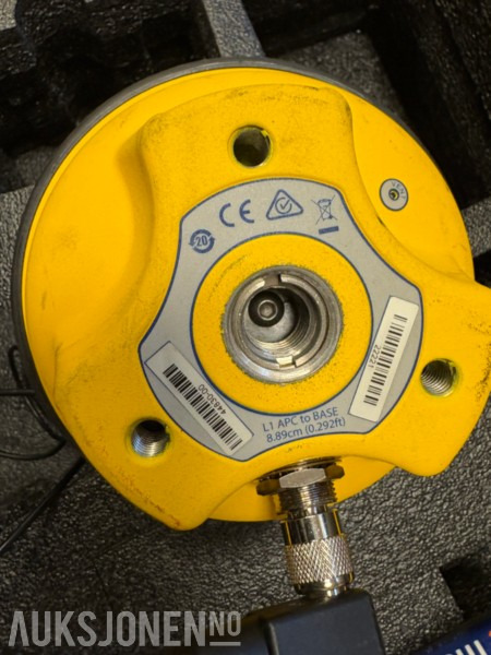 Trimble EM100 GNSS Rover med TSC5 Siteworks feltprogram - Implemento para Maquinaria de construcción: foto 5 Trimble EM100 GNSS Rover med TSC5 Siteworks feltprogram - Implemento para Maquinaria de construcción: foto 5