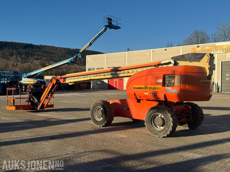 JLG 660SJ Bomlift med 22 meter arbeidshøyde / 4X4 - Plataforma elevadora: foto 3 JLG 660SJ Bomlift med 22 meter arbeidshøyde / 4X4 - Plataforma elevadora: foto 3