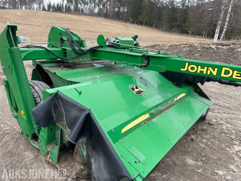 2009 John Deere 530 slåmaskin med transportbånd - Maquinaria agrícola: foto 5 2009 John Deere 530 slåmaskin med transportbånd - Maquinaria agrícola: foto 5