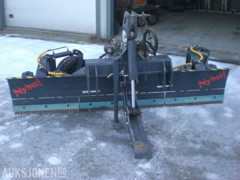 2012 Isskrape Nord Vei PT 3050 – 3,05 m – hardmetallpigger – lite brukt - Maquinaria agrícola: foto 1 2012 Isskrape Nord Vei PT 3050 – 3,05 m – hardmetallpigger – lite brukt - Maquinaria agrícola: foto 1