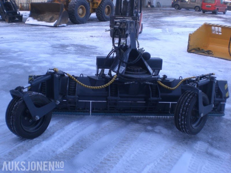 2012 Isskrape Nord Vei PT 3050 – 3,05 m – hardmetallpigger – lite brukt - Maquinaria agrícola: foto 3 2012 Isskrape Nord Vei PT 3050 – 3,05 m – hardmetallpigger – lite brukt - Maquinaria agrícola: foto 3