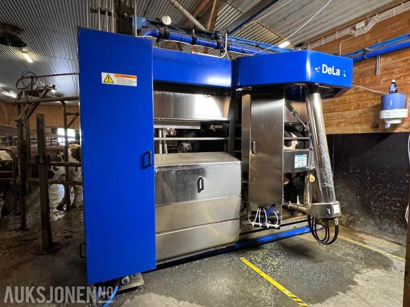 2013 DeLaval VMS melkerobot med 1 kraftfôrstasjon FSC40 - Høyre utgave - Steam - Innredning og grinder foran - Vakuumpumpe - Fortsatt i daglig drift - Maquinaria agrícola: foto 3 2013 DeLaval VMS melkerobot med 1 kraftfôrstasjon FSC40 - Høyre utgave - Steam - Innredning og grinder foran - Vakuumpumpe - Fortsatt i daglig drift - Maquinaria agrícola: foto 3