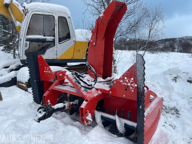2024 Hamney PX-240 Vendbar snøfres med kantskjær begge sider - Maquinaria agrícola: foto 4 2024 Hamney PX-240 Vendbar snøfres med kantskjær begge sider - Maquinaria agrícola: foto 4