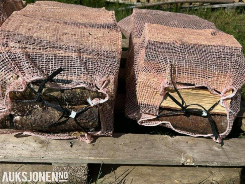 2025 60 liter vedsekker 8000 stk - Maquinaria agrícola: foto 1 2025 60 liter vedsekker 8000 stk - Maquinaria agrícola: foto 1