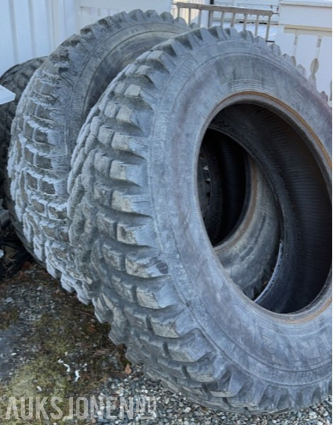Maquinaria agrícola Nokian tri 2 dekk 440/80R34 360/80R24: foto 7
