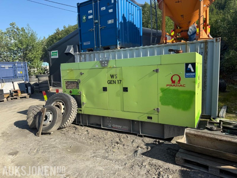 2017 Pramac GSW 280V - Svært lite brukt aggregat på hele 275KVA - Maquinaria industrial: foto 2 2017 Pramac GSW 280V - Svært lite brukt aggregat på hele 275KVA - Maquinaria industrial: foto 2