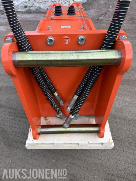 Ny KM 1400 Pigghammer med s70 HK feste - Martillo hidráulico para Maquinaria de construcción: foto 4 Ny KM 1400 Pigghammer med s70 HK feste - Martillo hidráulico para Maquinaria de construcción: foto 4