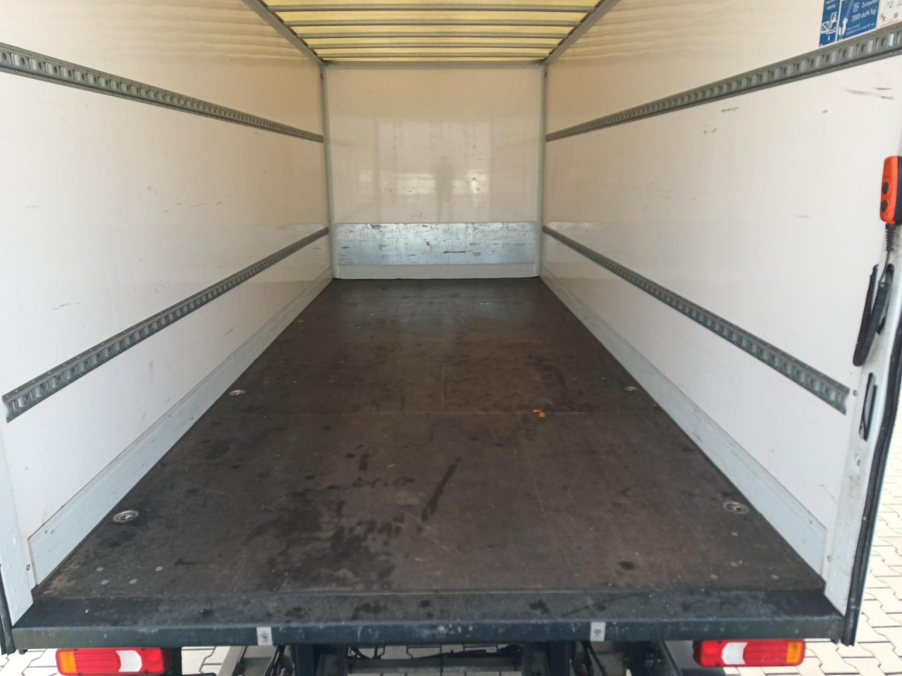 Furgoneta caja cerrada IVECO Daily 70C18A8: foto 6 Furgoneta caja cerrada IVECO Daily 70C18A8: foto 6