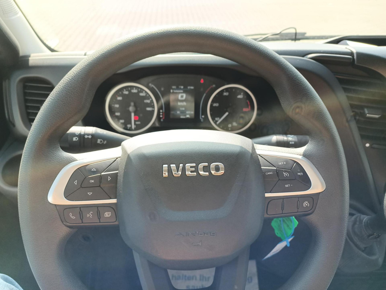 Furgoneta caja cerrada IVECO Daily 70C18A8P: foto 11